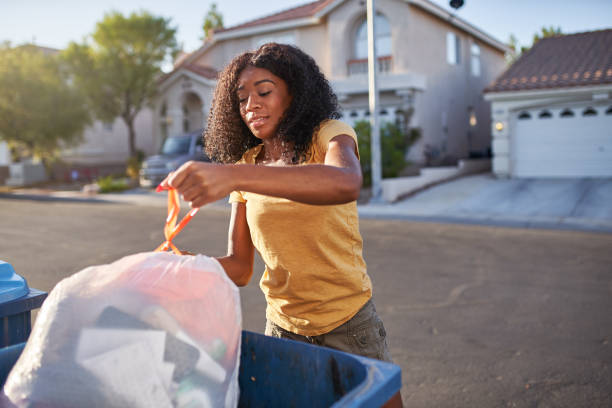 Best Basement Cleanout Services  in Hauppauge, NY