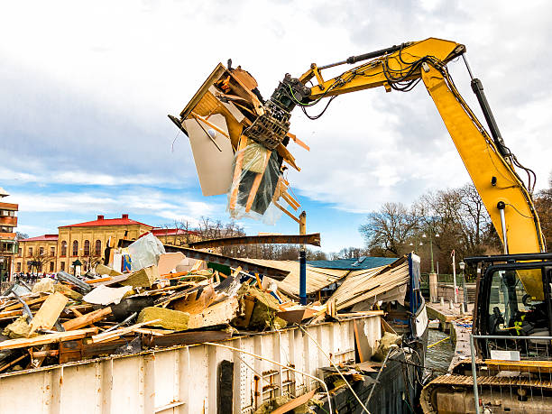Best Estate Cleanout Services  in Hauppauge, NY